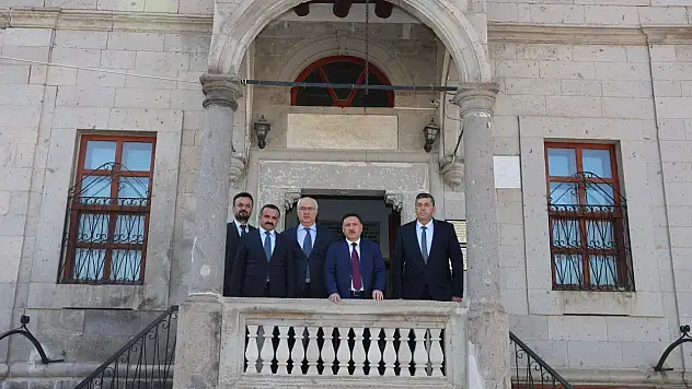 Osmanlı'nın ilk modern okuluna ziyaret: Vali Çiçek yerinde inceledi