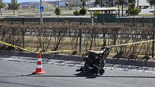 Otomobil akülü araca çarptı: 1 kişi...