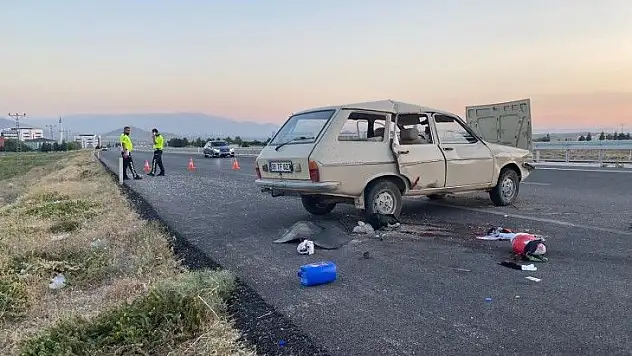 Otomobil şarampole devrildi! Ölü ve yaralılar var...
