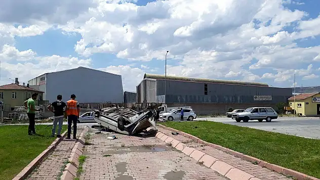 Hurdacılar Sitesi'nde hurdaya döndü