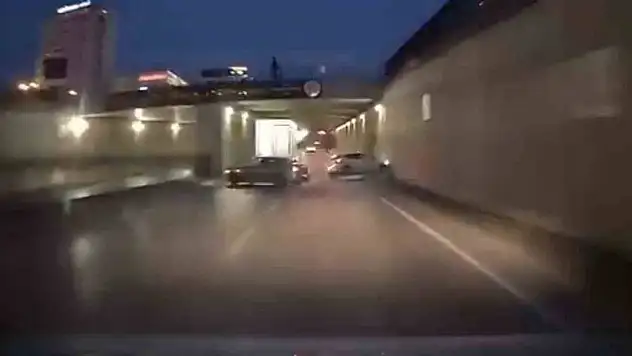 Makas atan sürücü kontrolü kaybetti, faciadan dönüldü!