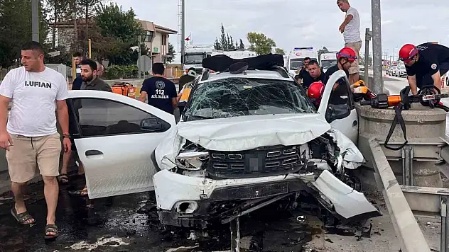 Adana otoyol gişesinde feci kaza!