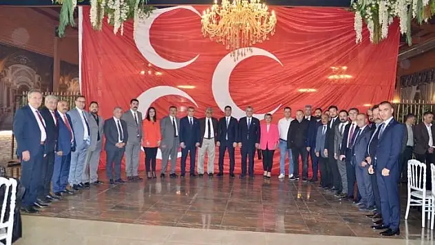 Özdemir, iftar programına katıldı