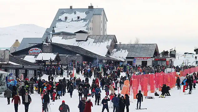 Erciyes'te yılbaşı öncesinde oteller dolmak üzere