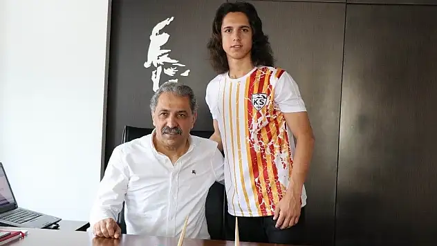 Kayserispor'un alt yapı futbolcusu PSG kampına davet edildi