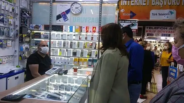 Özer: Esnaf çok dertli, ama konuşamıyor, baskı var!