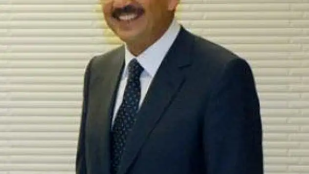 ÖZHASEKİ, BAKAN OLDU