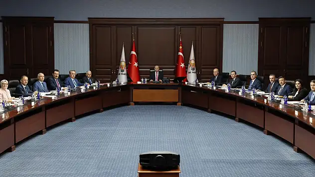 Özhaseki, Cumhurbaşkanı Erdoğan'la bir araya geldi...