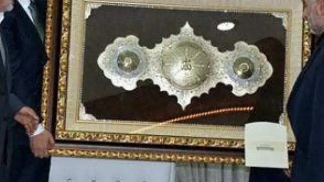 ÖZHASEKİ İÇİN VEFA GECESİ 