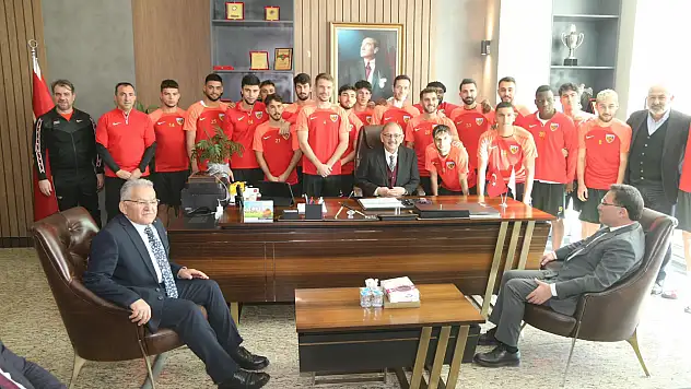 Özhaseki'den Kayserispor'a ziyaret! Peki neler konuşuldu?