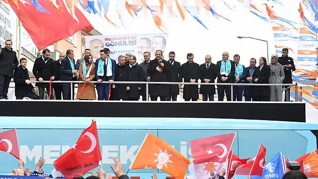 Özhaseki'nin seçim otobüsü çalındı!