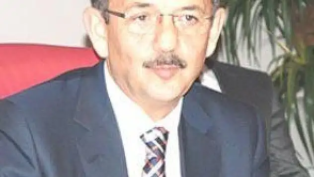  ÖZHASEKİ: 'SANKİ 3'LÜ KOALİSYON HÜKÜMETİ KURMUŞ GİBİ YAPTIK'