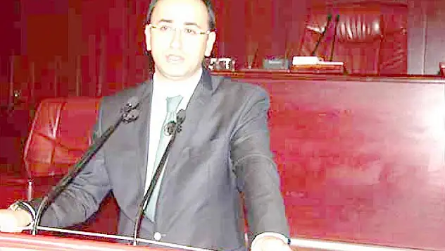 Palancıoğlu'nun vekili FETÖ'den açığa alındı