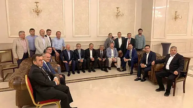 CHP'li Meclis Üyesi sordu: Paralar cepten mi,  belediye den mi?