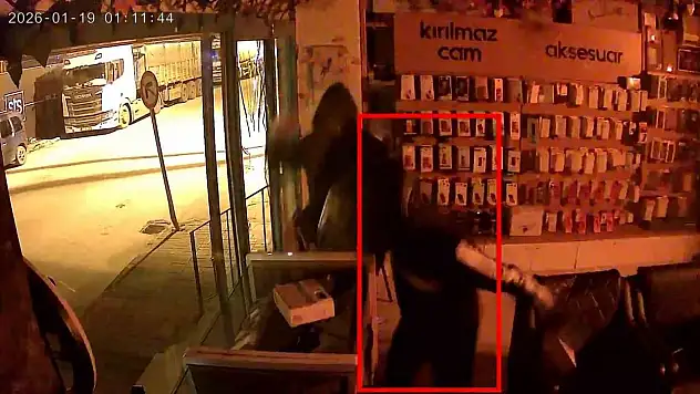 Kasklı hırsızlar yakalandı