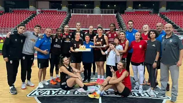 Melikgazi Kayseri Basketbol'da sürpriz