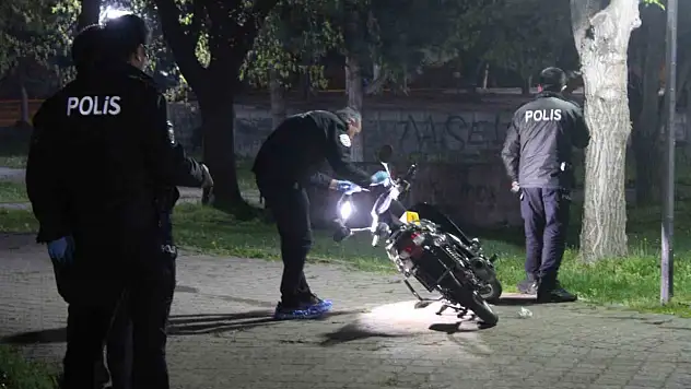 Kayseri'de parkta tabancalı, bıçaklı kavga