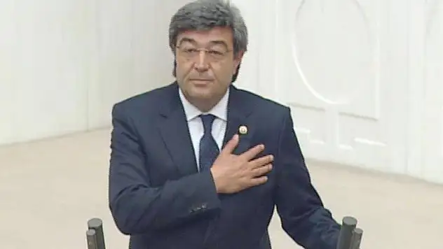 Parti değiştiren Başkan ile ilgili şok Özhaseki iddiası