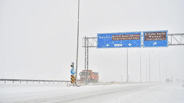 Pınarbaşı-Gürün'ün ardından bir kapama haberi de Erciyes yolundan geldi