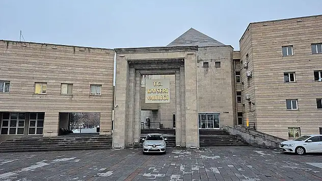 Pınarbaşı'nda yaşanan depremin ardından Valilikten ilk açıklama!