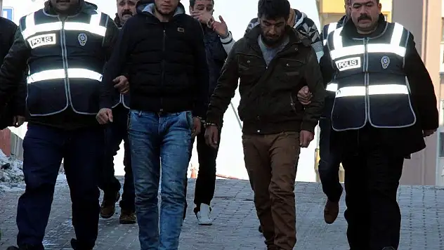 Pişkin hırsızlar: 'Hangi kanalda çıkacak'
