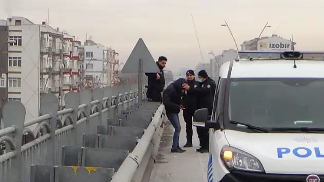 Polis ekipleri ikna etti