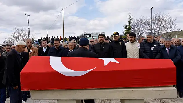 Polis memuru son yolculuğuna uğurlandı