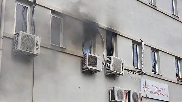 Adana'da Aile Sağlığı Merkezi'nde yangın