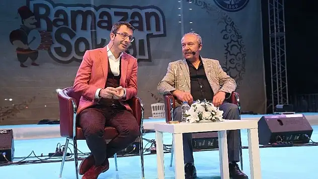 Prof. Dr. Mehmet Çelik, &quotBilinçli namaz kılmak gerek&quot