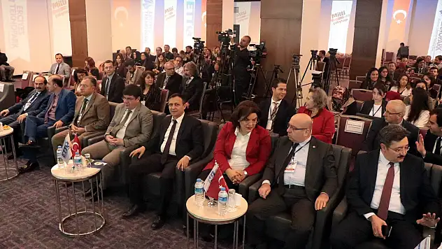 Prof. Dr. Meşe: 'Aşı ihtiyacımız konusunda kendi kendine yeten bir ülke konumuna gelmeyi hedefliyoruz'