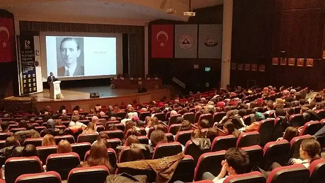 'İbni Sina'yı kimse paylaşamıyor'