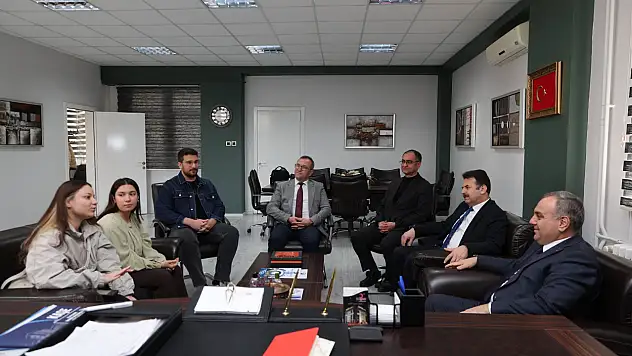 Rektör Altun, IEEE Kulübü öğrencilerini ziyaret etti