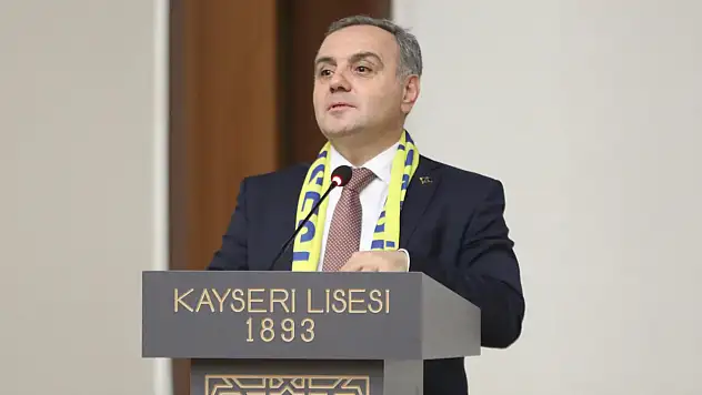 Rektör Altun, Kayseri Lisesi'nde gençlerle buluştu!