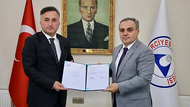 Rektör ve Müdür imzayı attı, iş birliği yapacaklar!