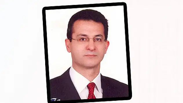 Rektör Yardımcısı kalp krizi geçirdi