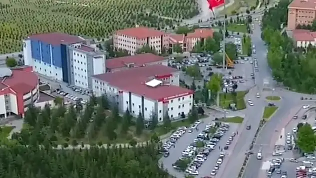 Rektörden kısa tanıtım videosu