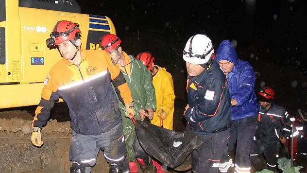 Rize'de heyelan: 2 ölü