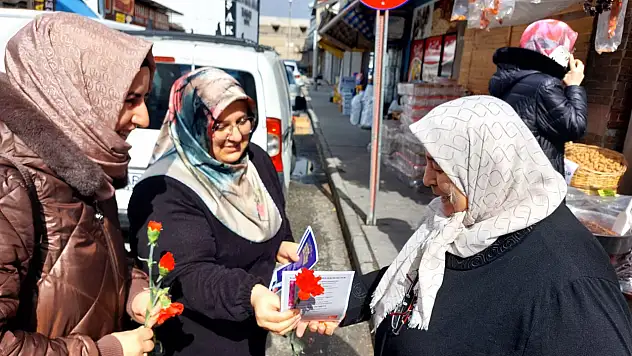 Saadet Partisi Kayseri Kadın Kolları tek tek dinledi!