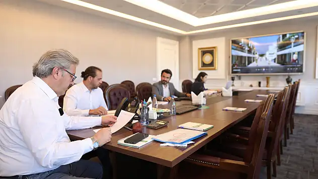 Sabahın erken saatinde toplandılar! Peki ne konuştular?