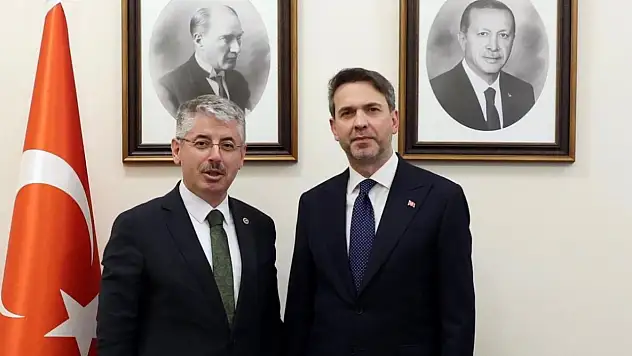 Şaban Çopuroğlu'ndan elektrikli araç hamlesi! Bakan ile görüştü