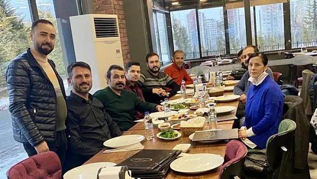 Sağlığın Bordo Berelileri moral yemeğinde buluştu