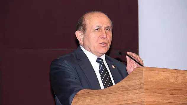 Sağlık Bakanı Koca paylaşım yaptı, Burhan Kuzu'yu, kaybettik