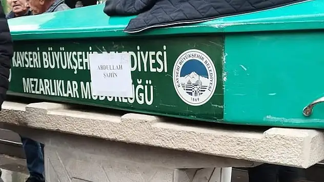 Şahin hayatını kaybetti