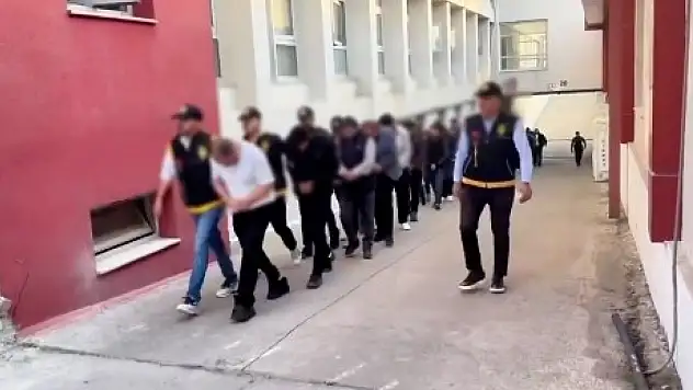 Sahte internet siteleriyle 1.8 milyarlık vurgun!