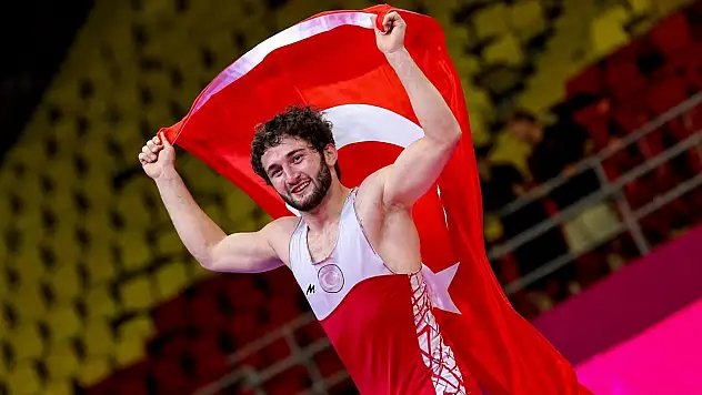 Kayserili sporcusundan büyük başarı!