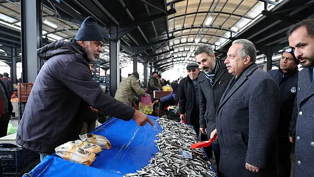 Samimi ilgisiyle dikkat çekti