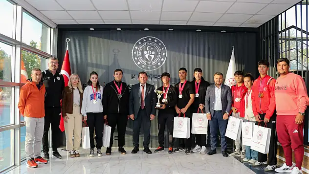 Şampiyon Paten takımından ziyaret