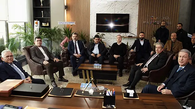 Samsunspor karşılaşması öncesi dikkat çeken ziyaret