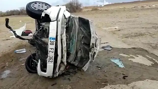 Şarampole yuvarlanan otomobil sürücüsü yaralandı