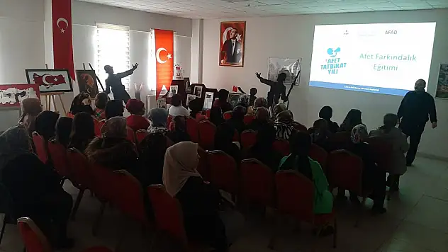 Sarıoğlan'da 'Afet' eğitimi gerçekleşti